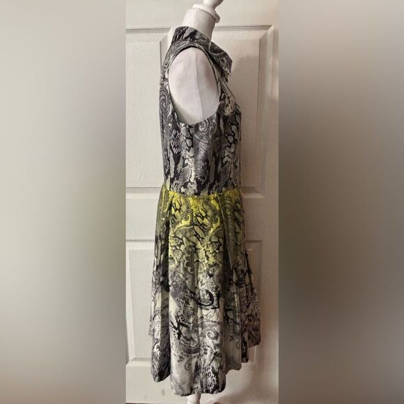 Rickie Freeman for Teri Jon Sleeveless Snakeskin Dress Size 12 Fit & Flare Edgy - Picture 6 of 13
